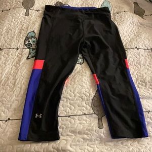 Under Armour Fitted Compression leggings!